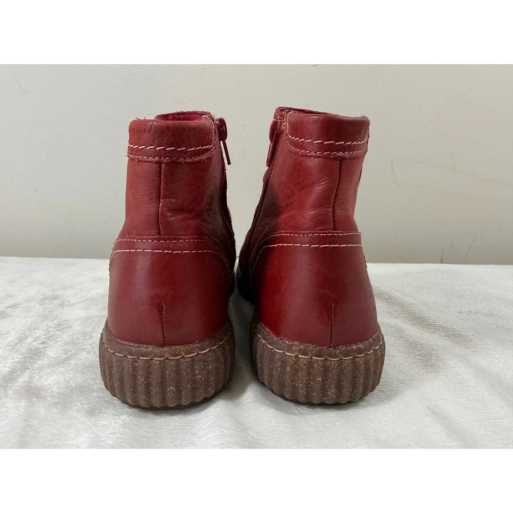 Clarks Collection Caroline Orchid Ankle Boots Women 8 Red Leather Ruched Comfort